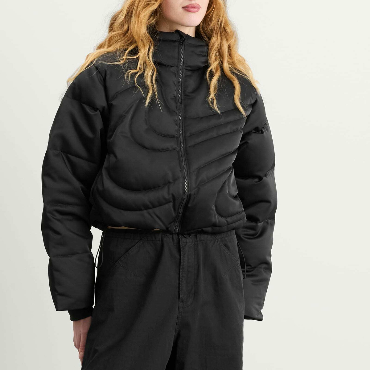 Nike Women's Swoosh Puffer Jacket in Black