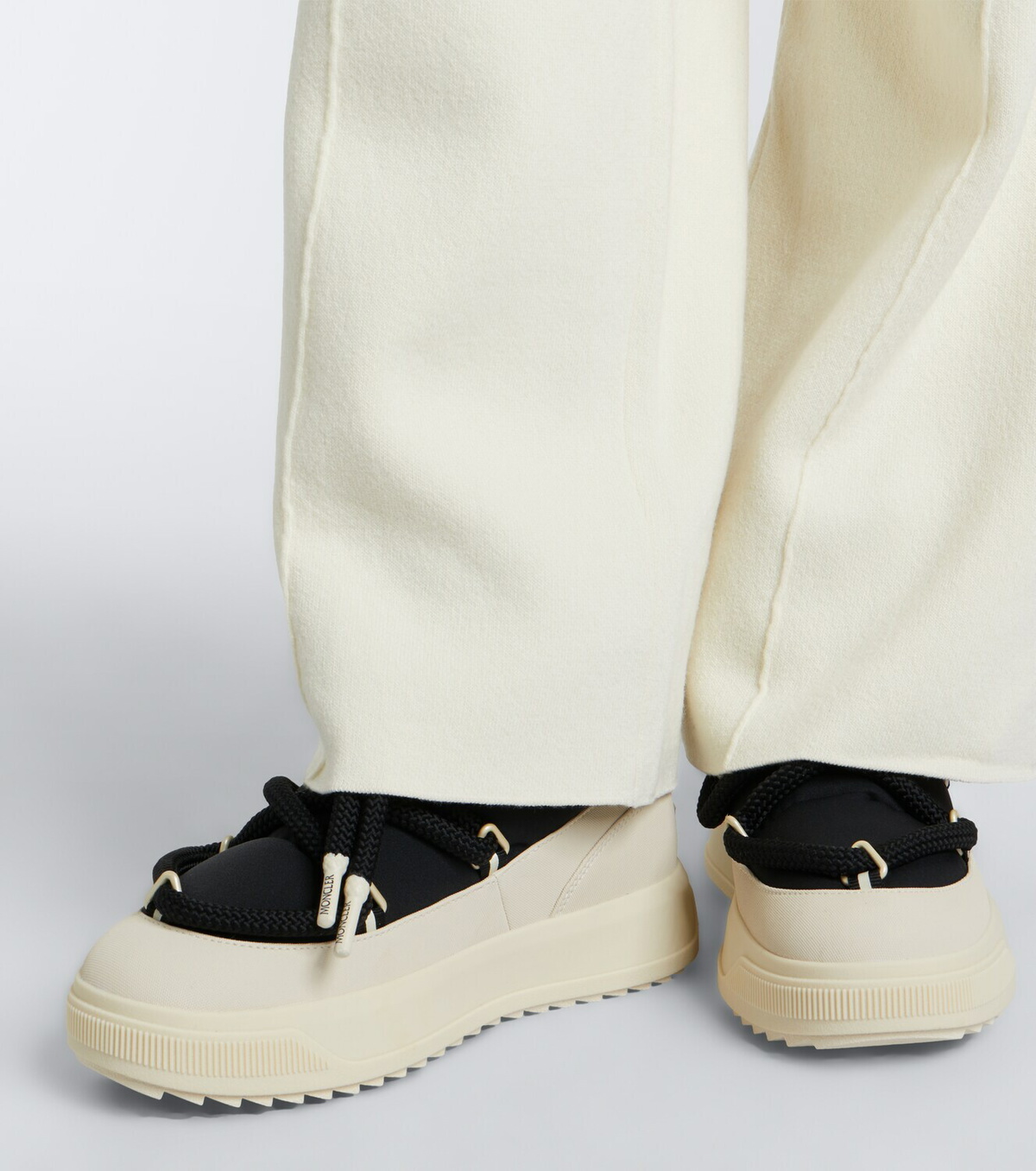 Moncler Moncler Altive Mid snow boots