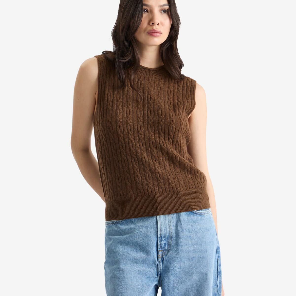 GUEST IN RESIDENCE Women's Cable Vest In Cashmere in Chestnut
