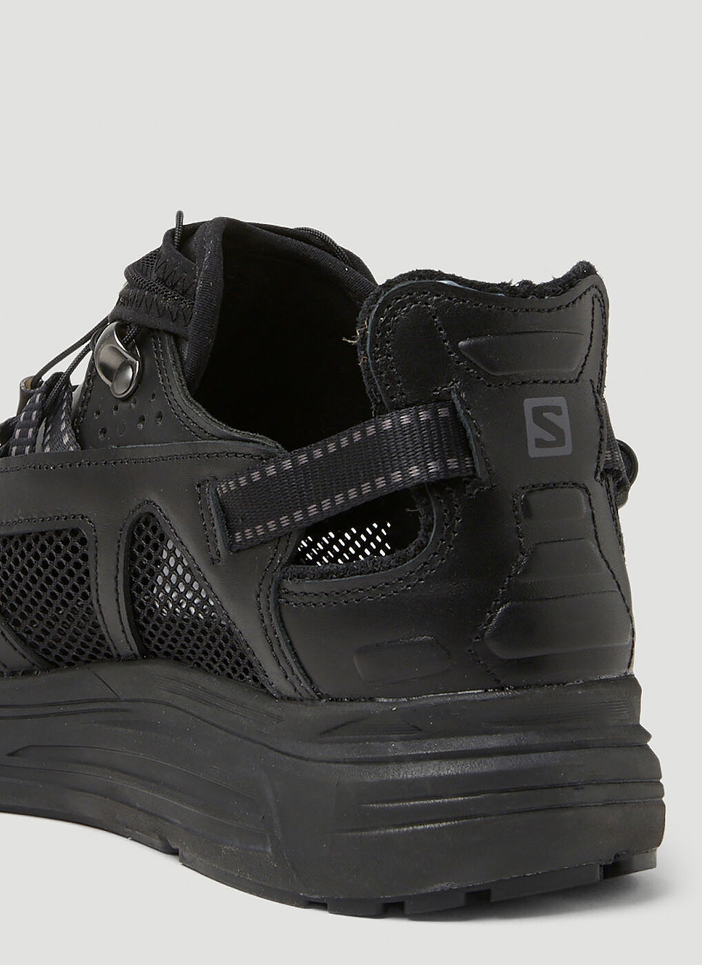 Techsonic LTR Advanced Sneakers in Black Salomon