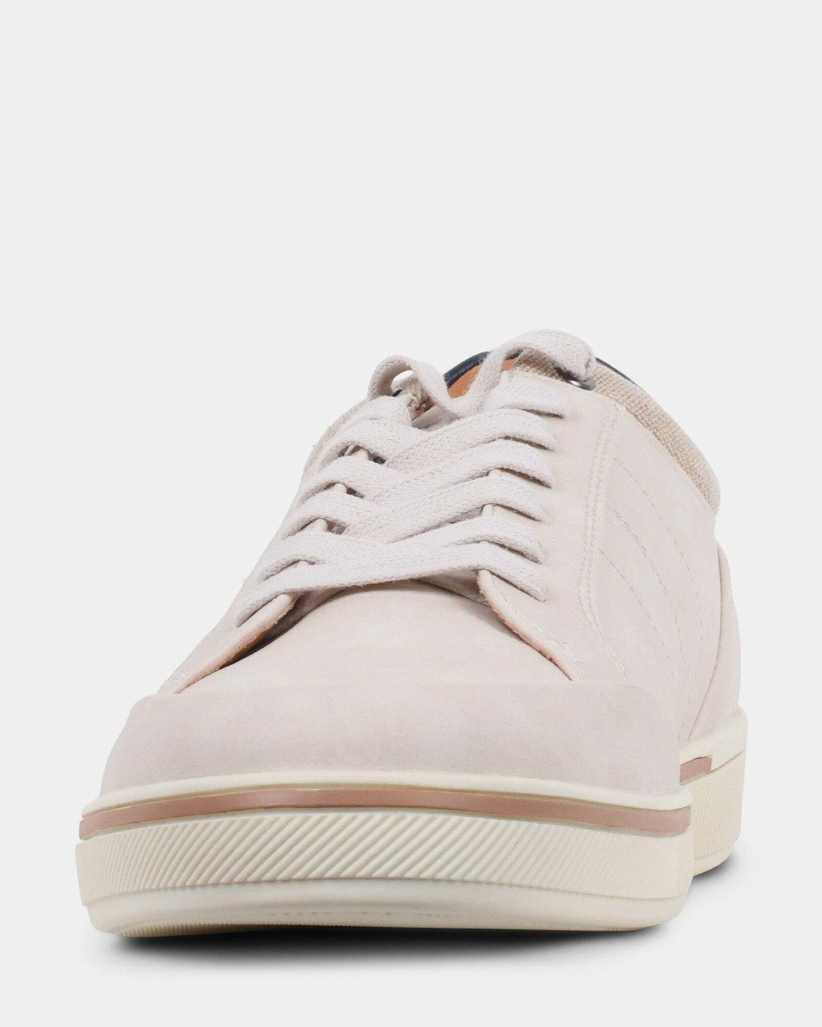 Steve Madden Malpenza Casual Shoes in White