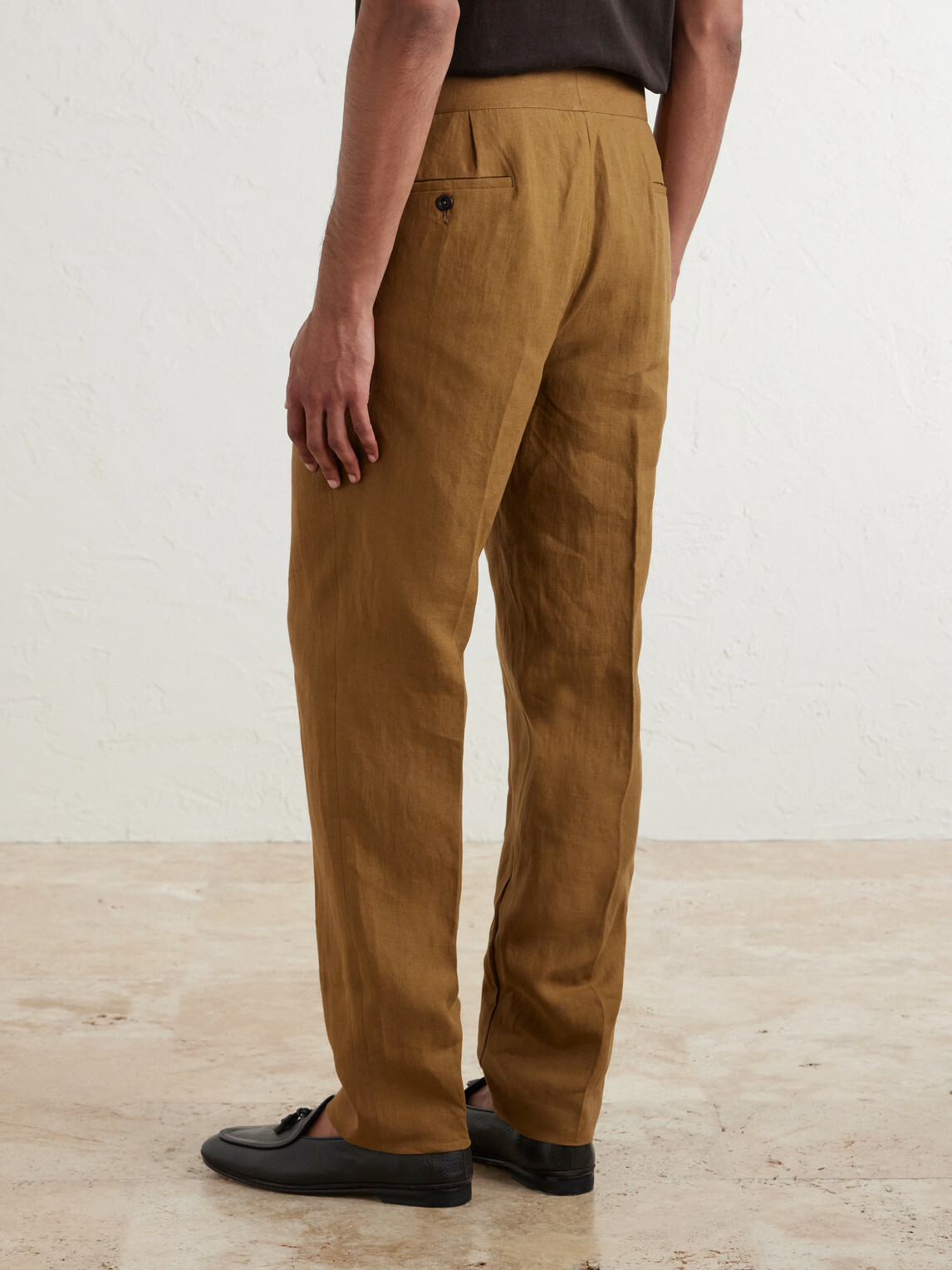 Rubinacci - Manny Straight-Leg Pleated Linen Trousers - Brown