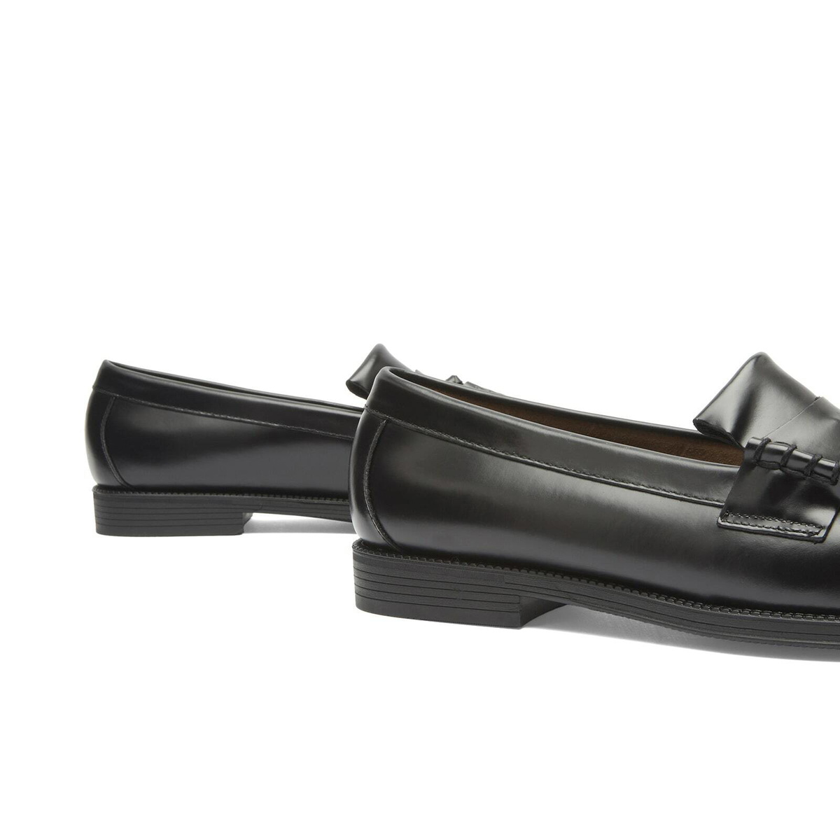 Bass Weejuns Men's Easy Weejuns Layton II Kiltie Loafer in Black Leather