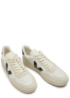 Veja V-90 Panelled Grained Leather Sneakers White And Black