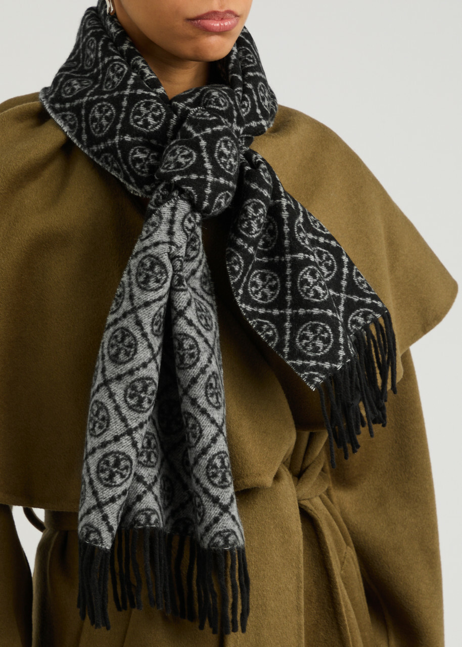 マフラー・ストール TORY BURCH WOOL BLEND SCARF WITH LOGO Tory Burch Logo-monogrammed Wool-blend Scarf - Black - One