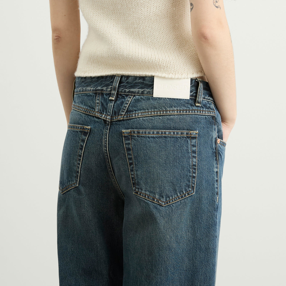 Closed Women's Nikka Baggy Jeans in Dark Blue