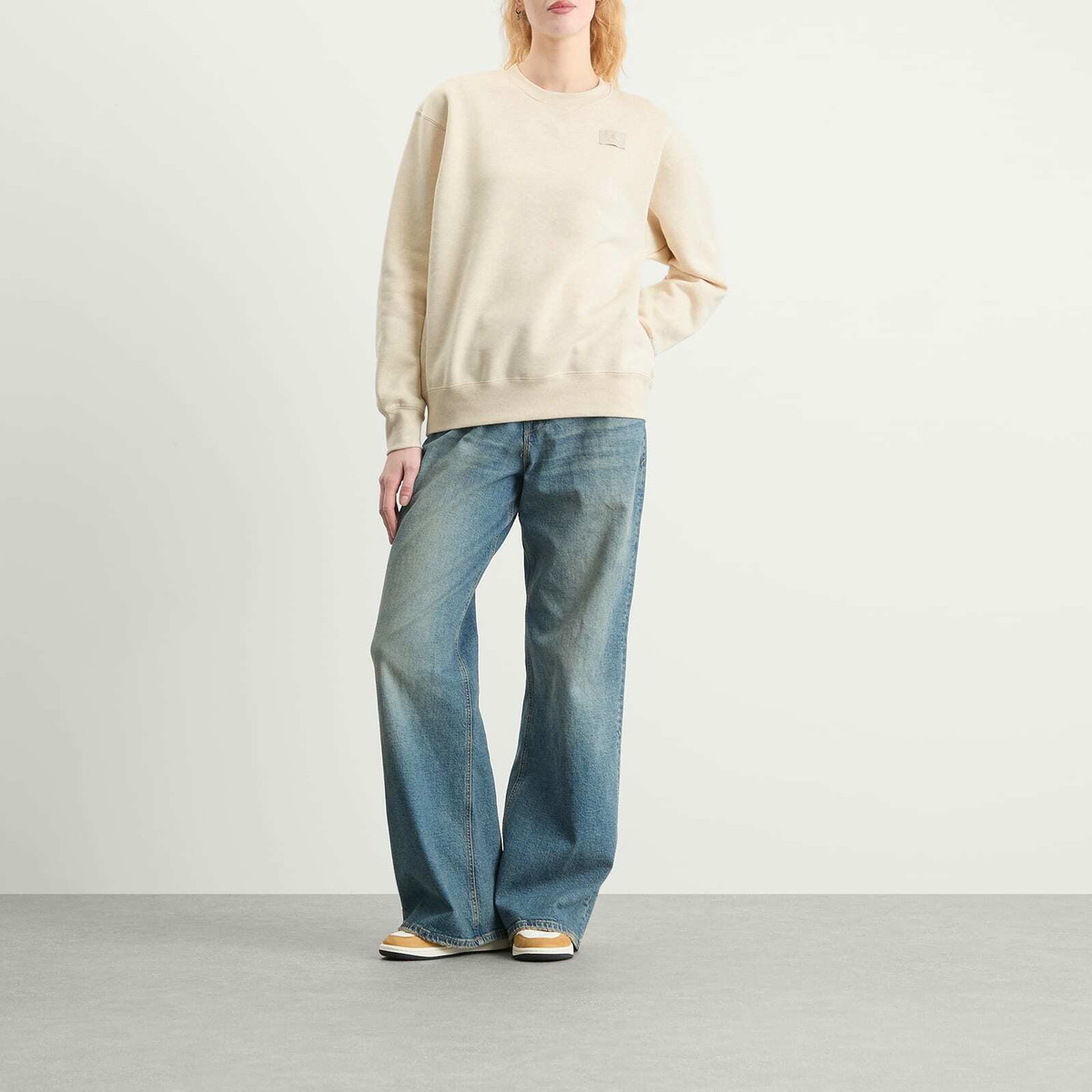 Air Jordan Women's Flight Fleece Crew Sweat in Brown