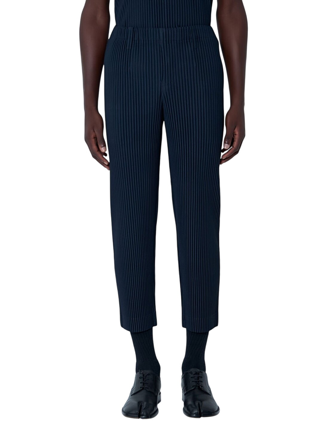 HOMME PLISSÉ ISSEY MIYAKE BASICSパンツ　ネイビー BASICS – ISSEY MIYAKE ONLINE STORE