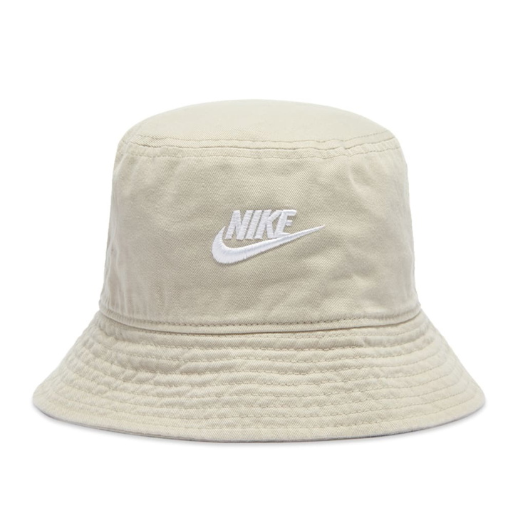 Photo: Nike Washed Bucket Hat