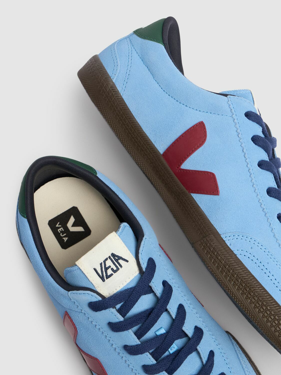 【関税&送料込】Veja Volley Sneakers In Suede VEJA Volley suede and leather-trimmed canvas sneakers | NET