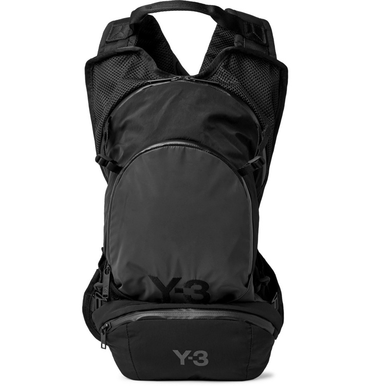 Photo: Y-3 - CH1 Logo-Detailed Mesh-Panelled Shell Backpack - Gray