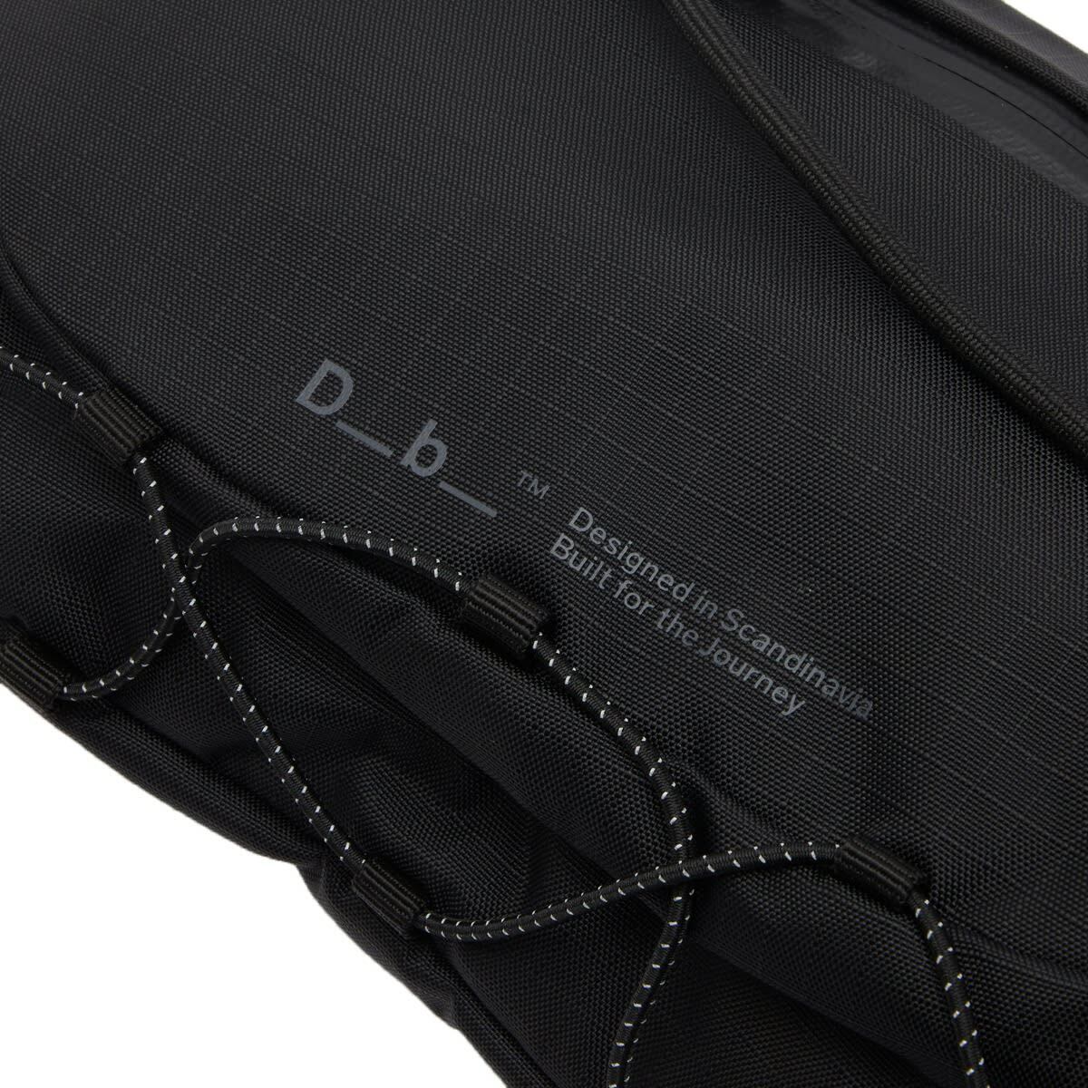 Db Journey Roamer Pro Sling Bag - 6L in Black Out 
