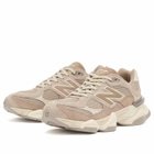 New Balance 9060 Sneaker in Mushroom