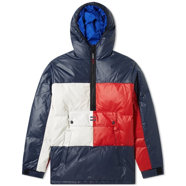 Photo: Tommy Jeans Popover Flag Puffer Jacket