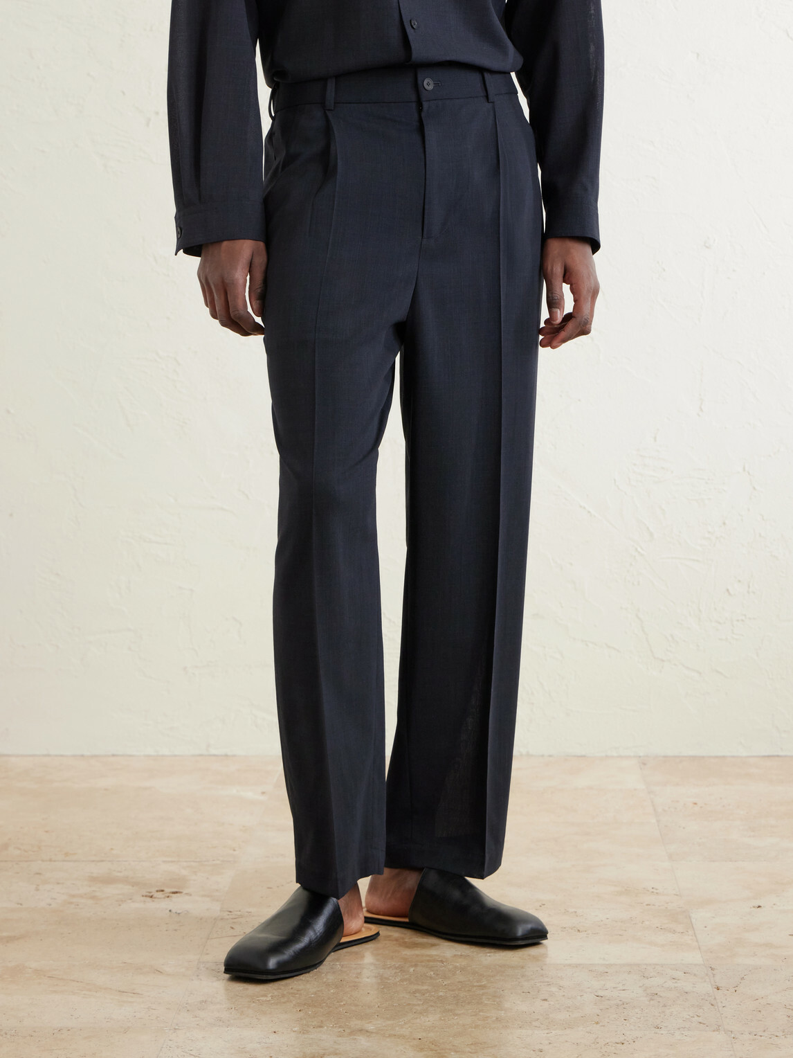 ATON - Straight-Leg Pleated Wool-Gauze Trousers - Blue