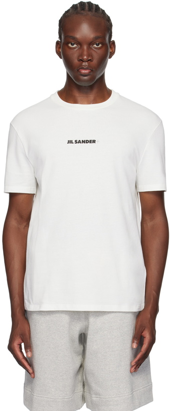 Photo: Jil Sander Off-White Oversized T-Shirt