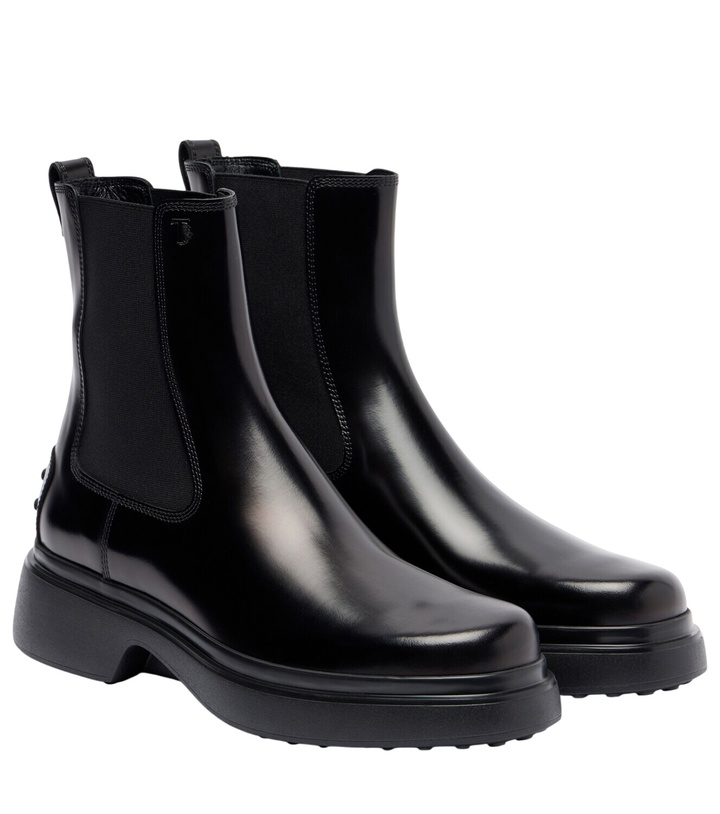 Photo: Tod's Leather chelsea boots