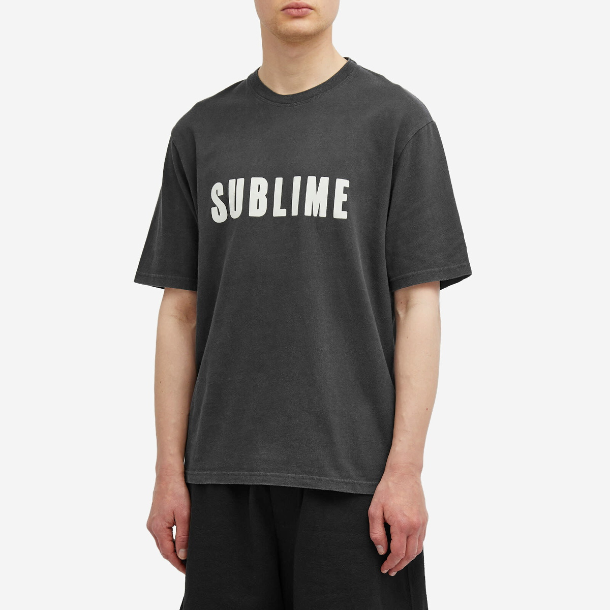Magic Castles Men's Sublime T-Shirt in Vintage Black
