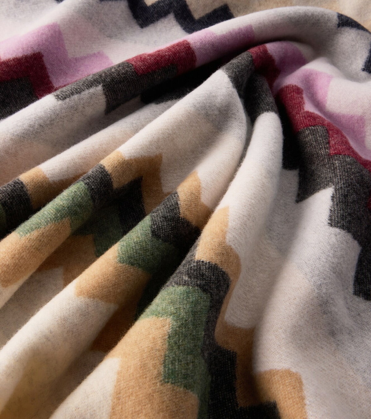 Missoni Clifford Zigzag wool-blend throw