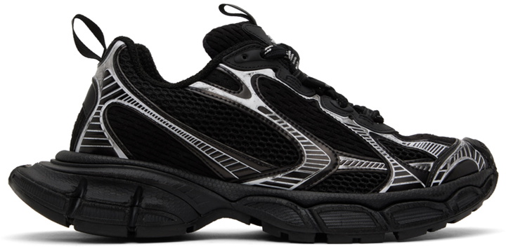 Photo: Balenciaga Black & White 3XL Sneakers