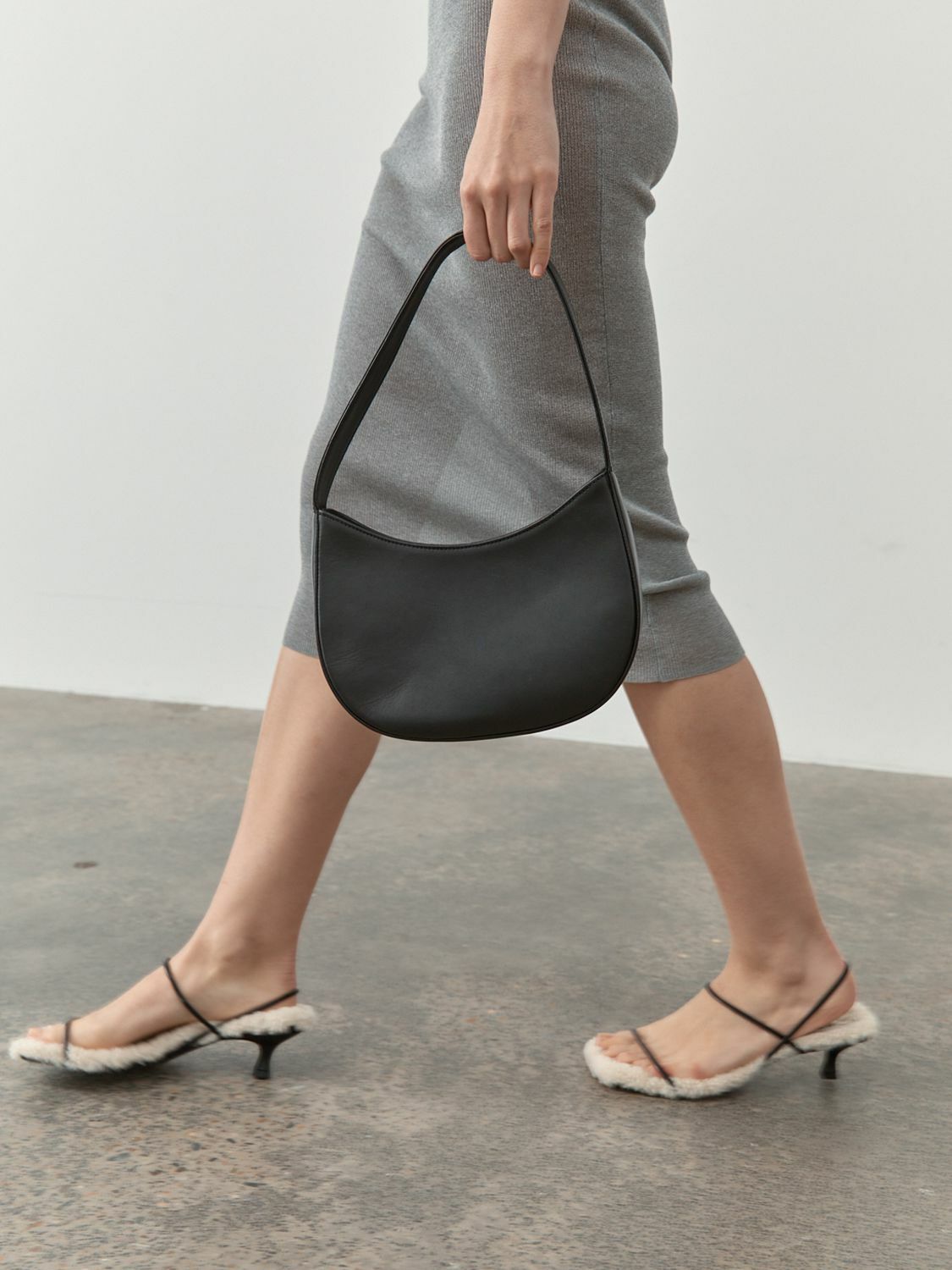 ST.AGNI 90s Leather Shoulder Bag St. Agni