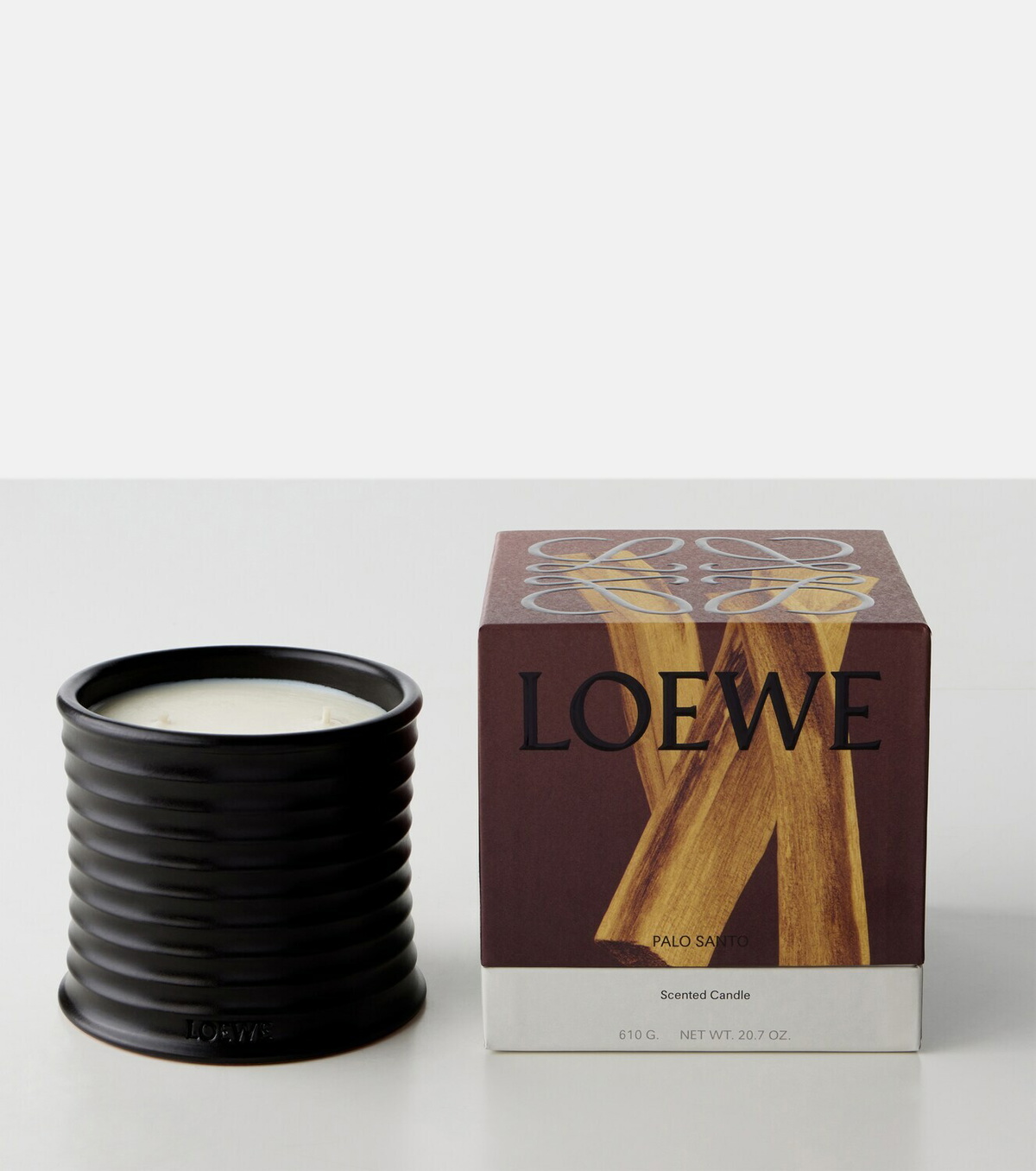 Loewe Home Scents Medium Palo Santo scented candle