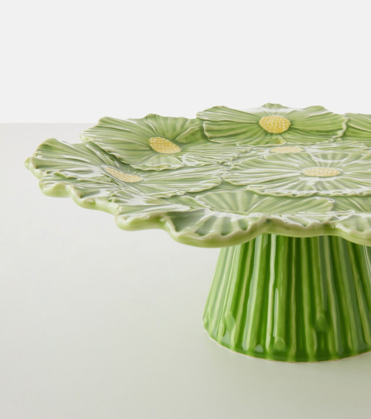 Bordallo Pinheiro Maria Flor Large cake stand