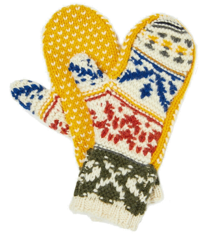 Photo: Loro Piana - Bernina jacquard cashmere mittens