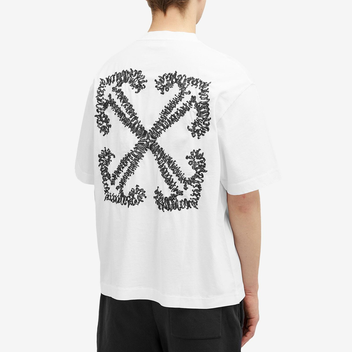 Off-White Men's Arrow Skate T-Shirt in White/Black Off-White