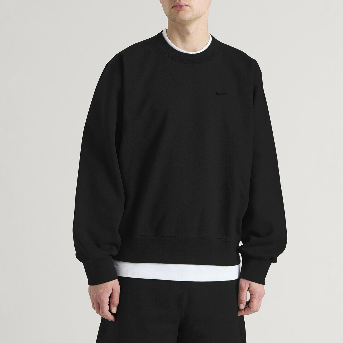 Nike Men's 560 Fleece Crew Sweat in Black