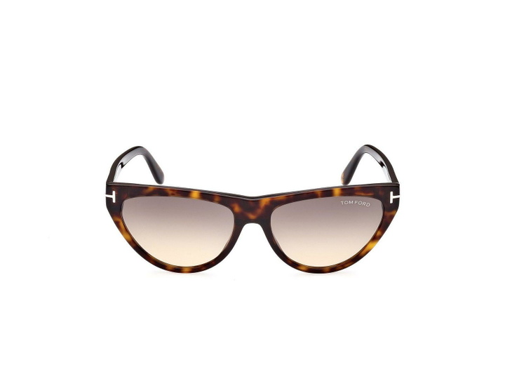 Photo: Tom Ford Eyewear Cat Eye Sunglasses