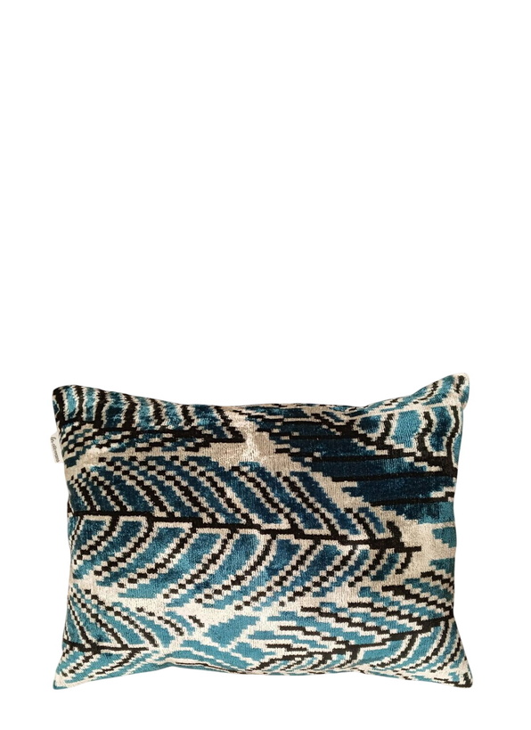 Photo: Les-Ottomans Geometric Patterned Cushion