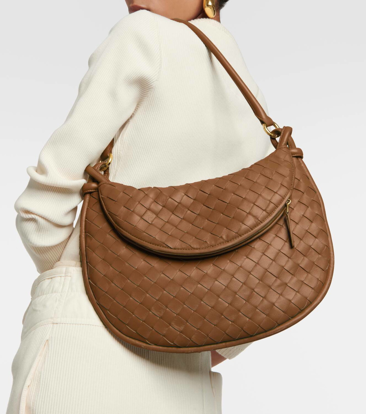 直営店☆BOTTEGA VENETA☆ MEDIUM GEMELLI ショルダーバッグ Bottega Veneta Gemelli Medium leather shoulder bag Bottega