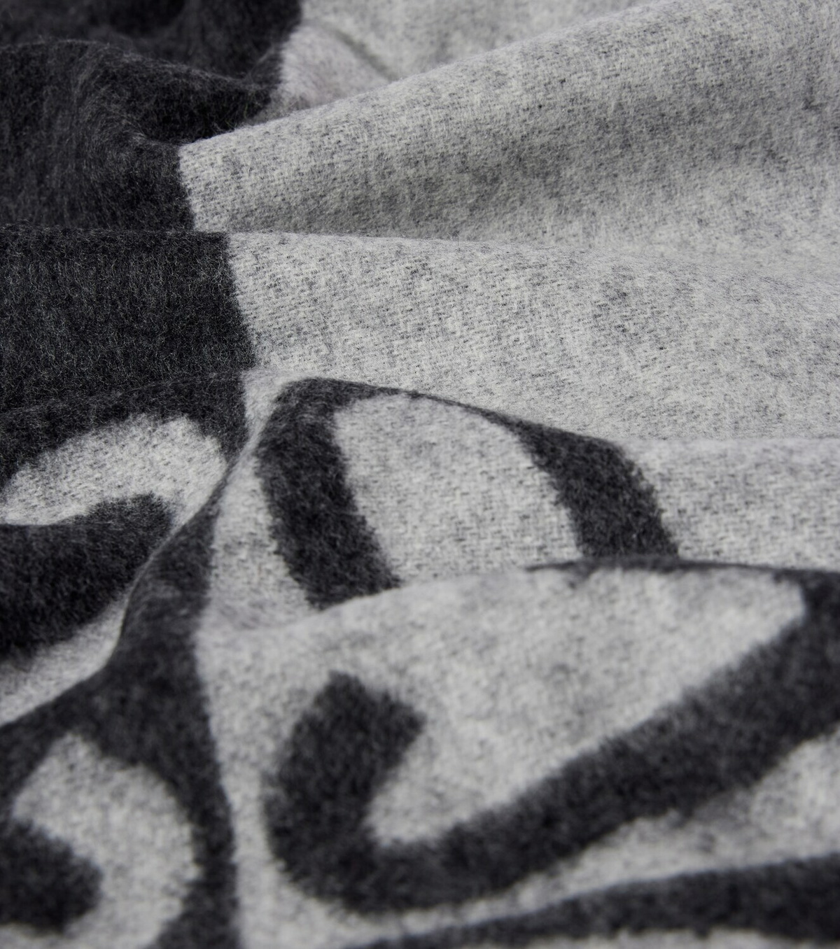 Loewe Anagram wool and cashmere scarf