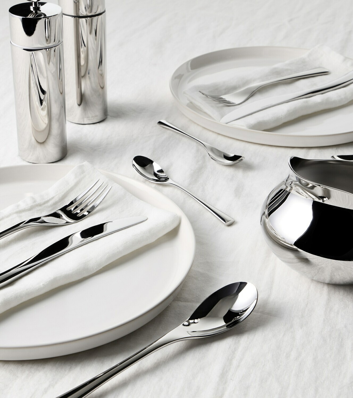 Georg Jensen Cobra stainless steel 16-piece cutlery set