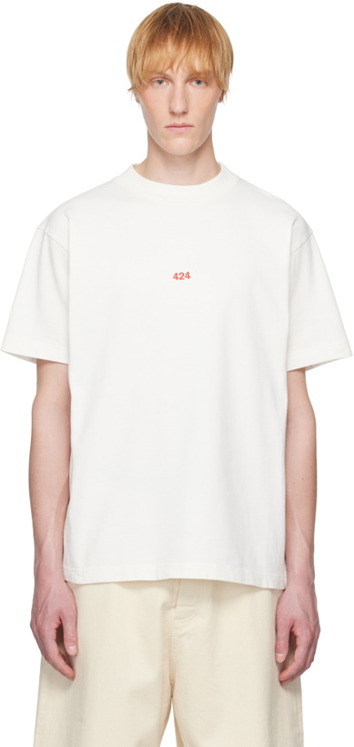 Photo: 424 Off-White Alias Regular T-shirt