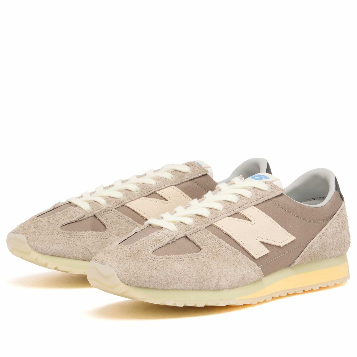 New Balance 471 Sneaker in Arid Stone
