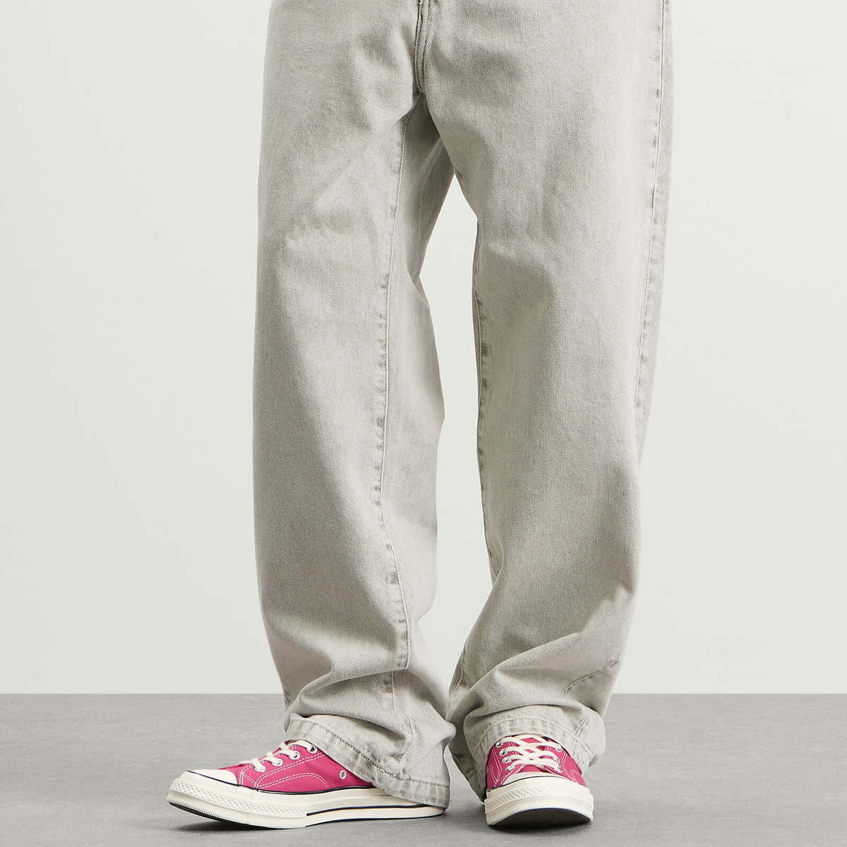 Converse Chuck Taylor 1970s Ox Sneaker in Rough Raspberry/Egret/Black