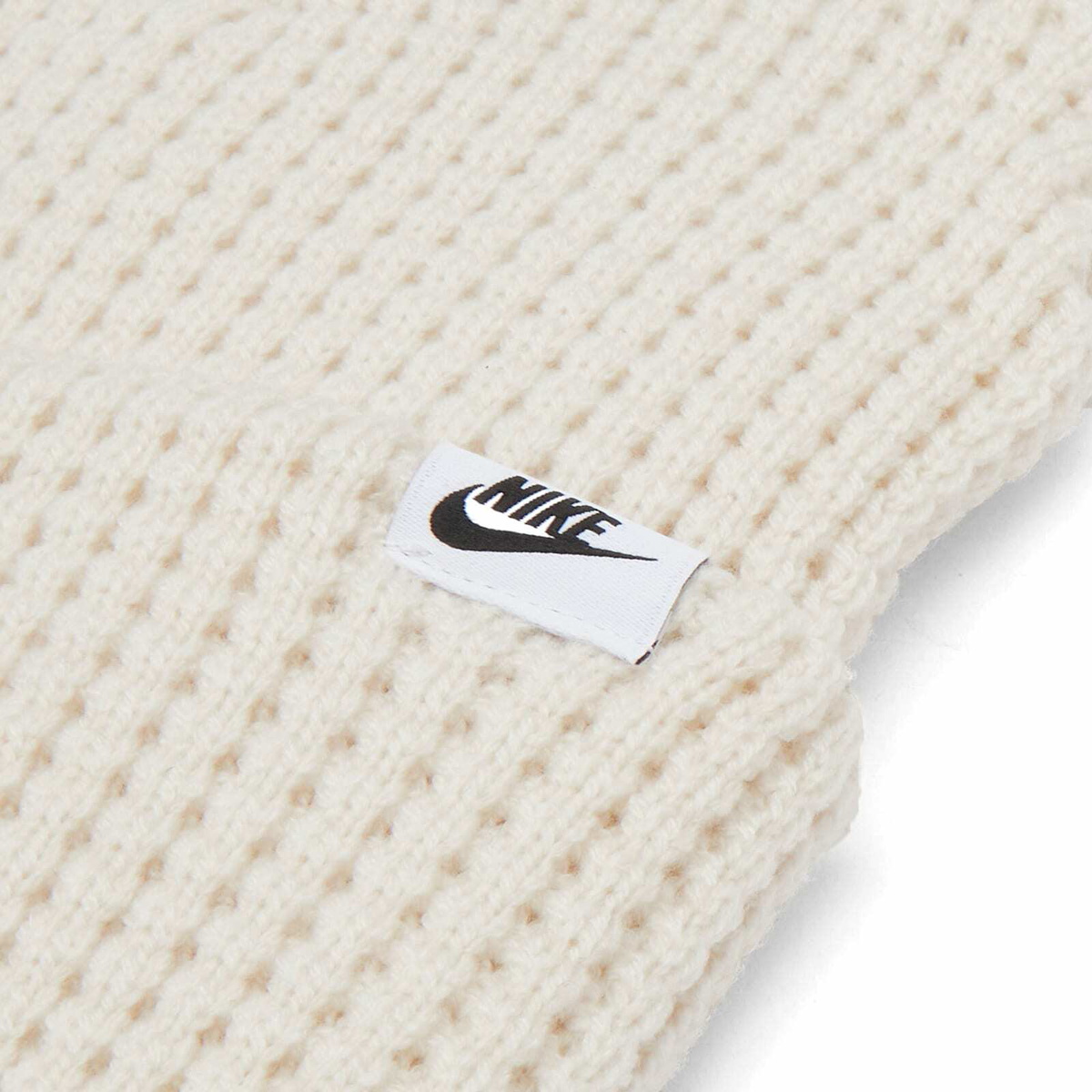 white nike beanie mens