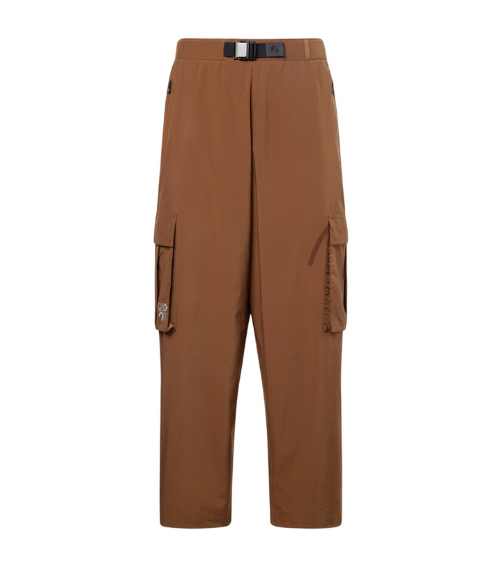 Photo: Loewe x On belted technical cargo pants