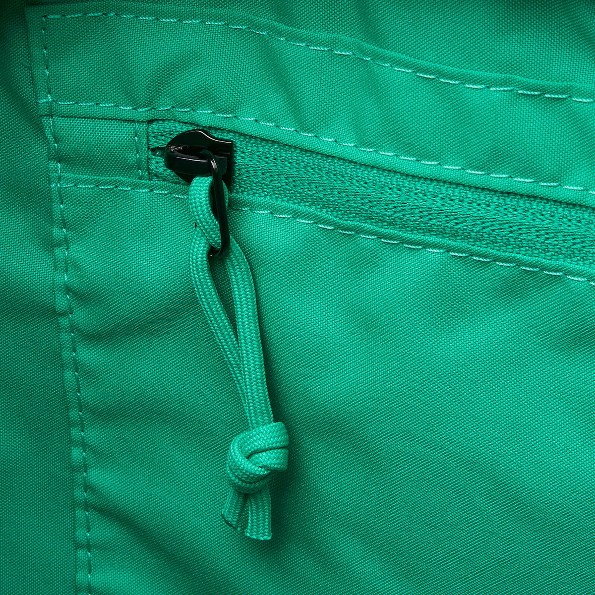 Nike Sportswear RPM Tote (26L) in Vintage Green/Stadium Green