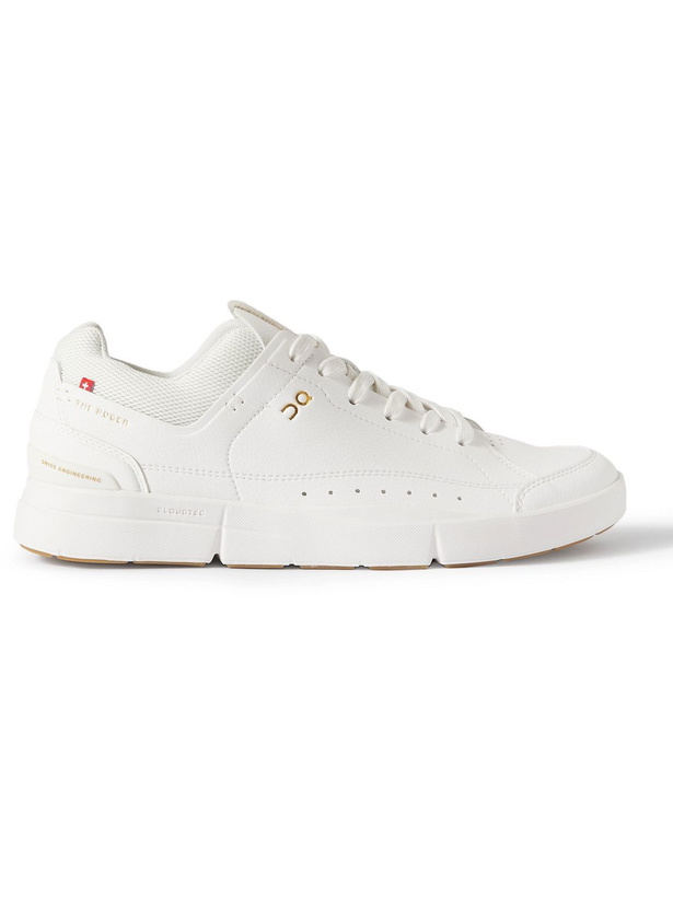 Photo: ON - Roger Federer The Roger Centre Court Vegan Leather and Mesh Tennis Sneakers - White