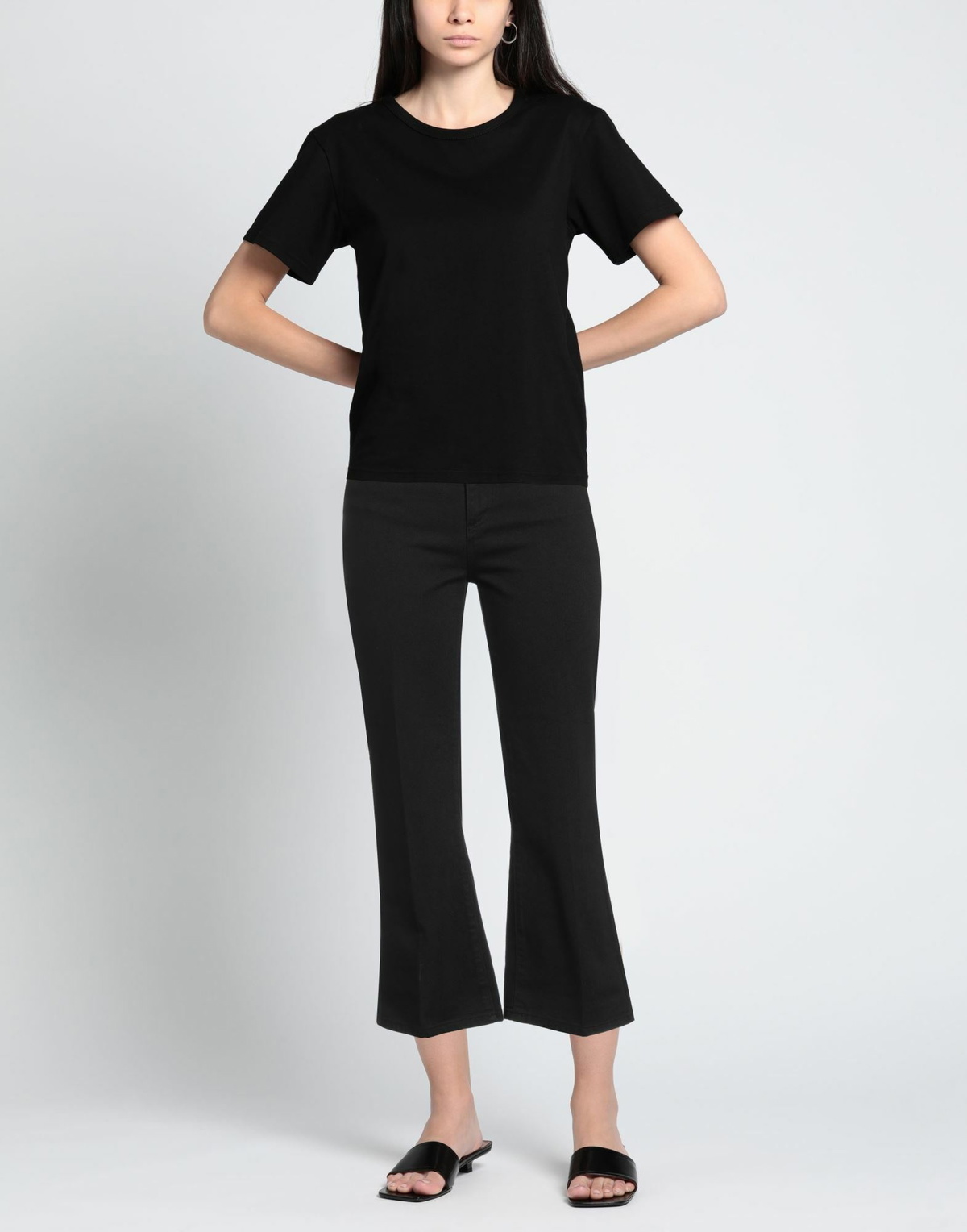 Jucca Womens Jeans in Black
