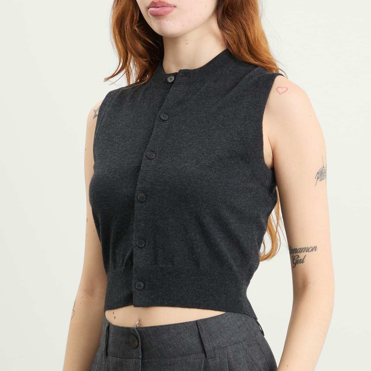 Auralee Women's High Twist Wool Knit Vest in Charcoal Auralee