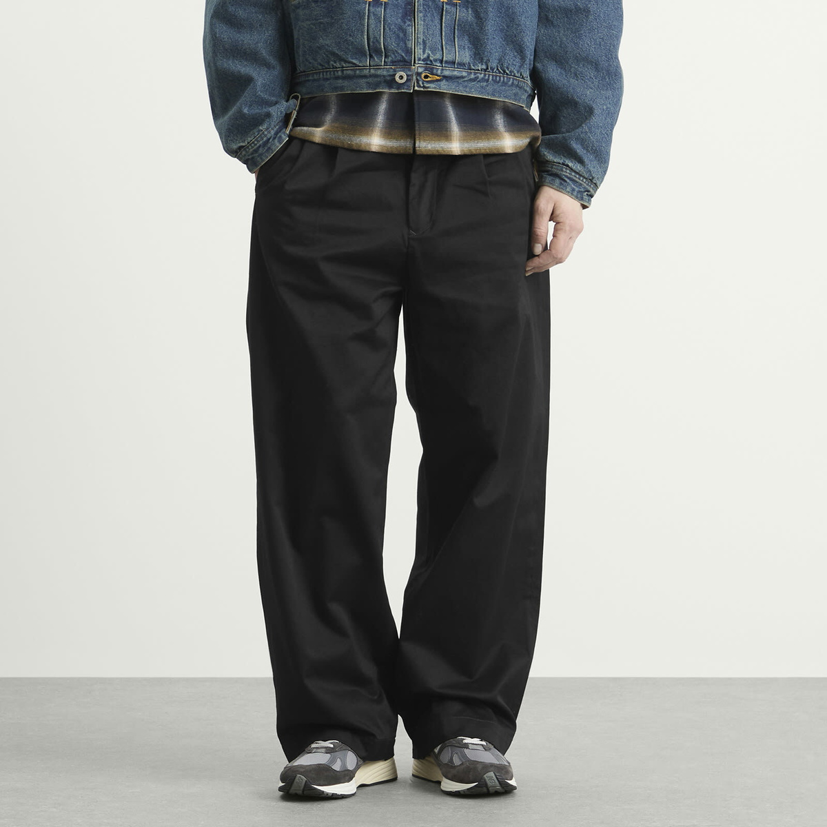 Human Made Men's Double Pleated Wide Chino Pants in Black