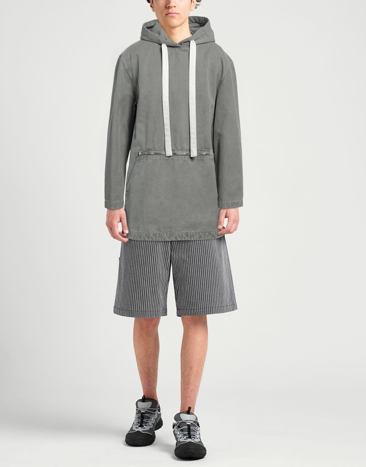 Jw Anderson Mens Sweatshirt in Grey