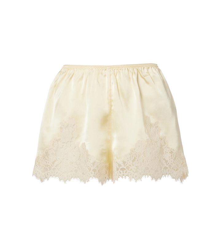 Photo: Dôen Iona lace-trimmed silk shorts