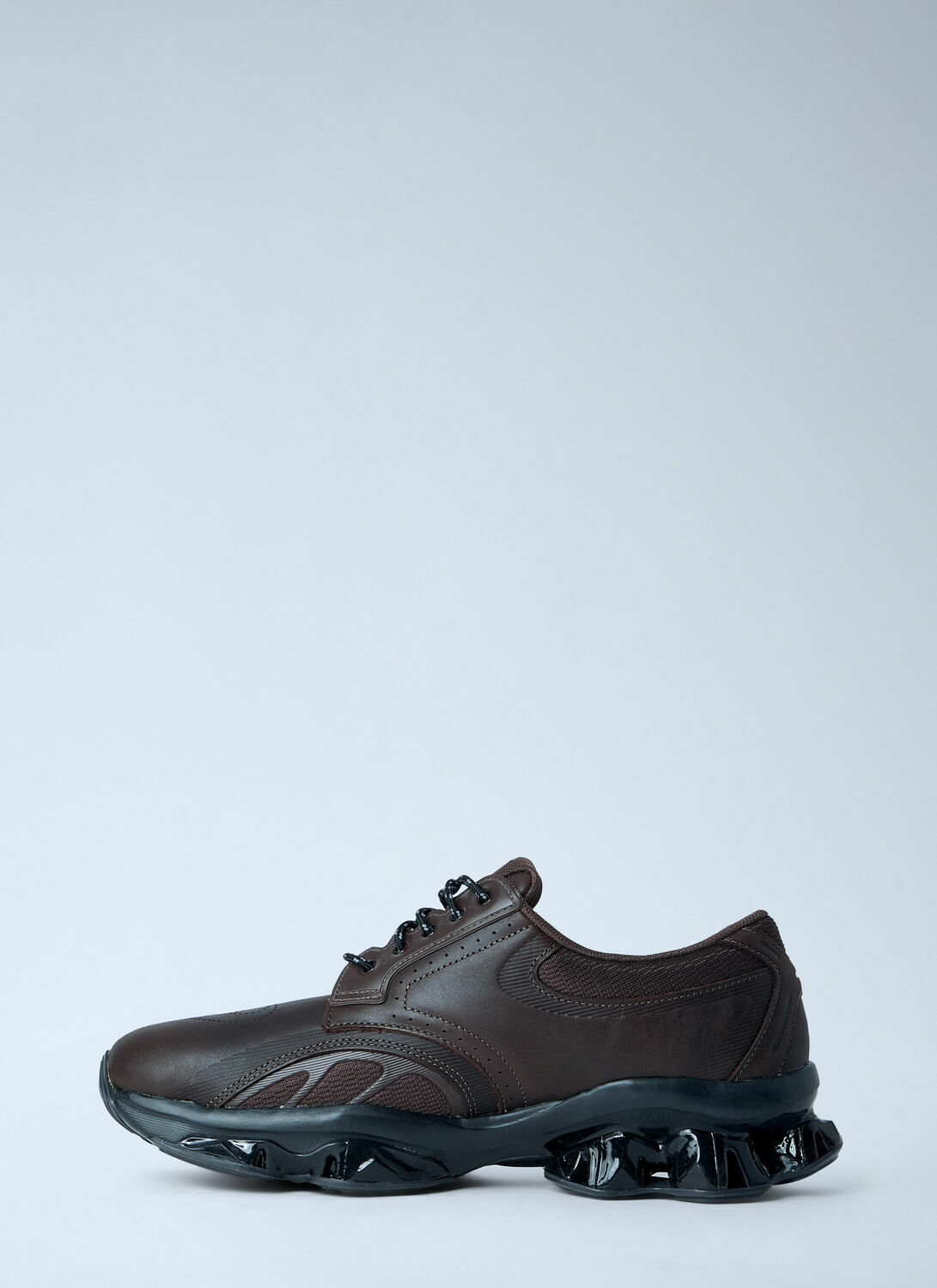 Asics Gel-Kinetic Sneakers