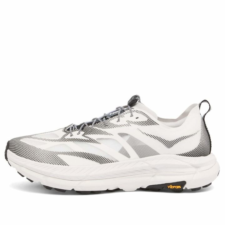 Photo: HOKA ONE ONE U Mafate Speed 4 Lite Ts Sneaker in White/Black