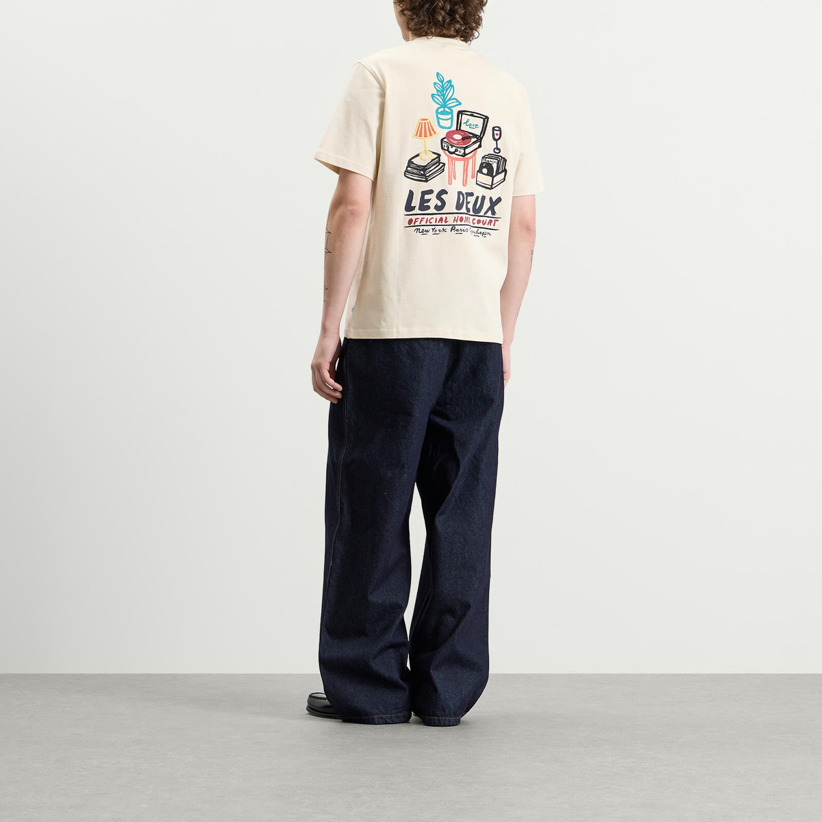Les Deux Men's Record T-Shirt in Ivory